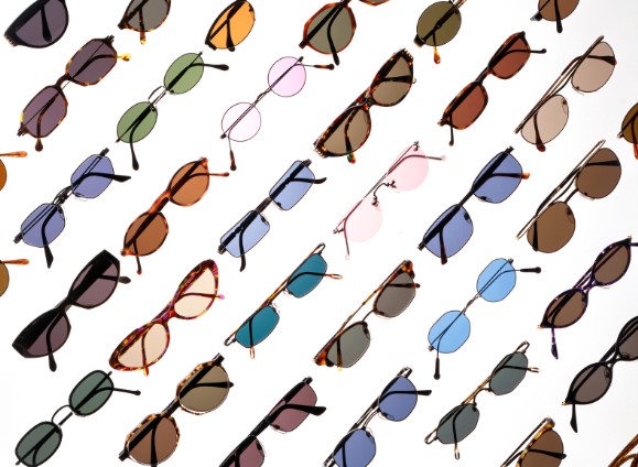 Где можно купить оптом солнцезащитные очки по конкурентоспособным ценам